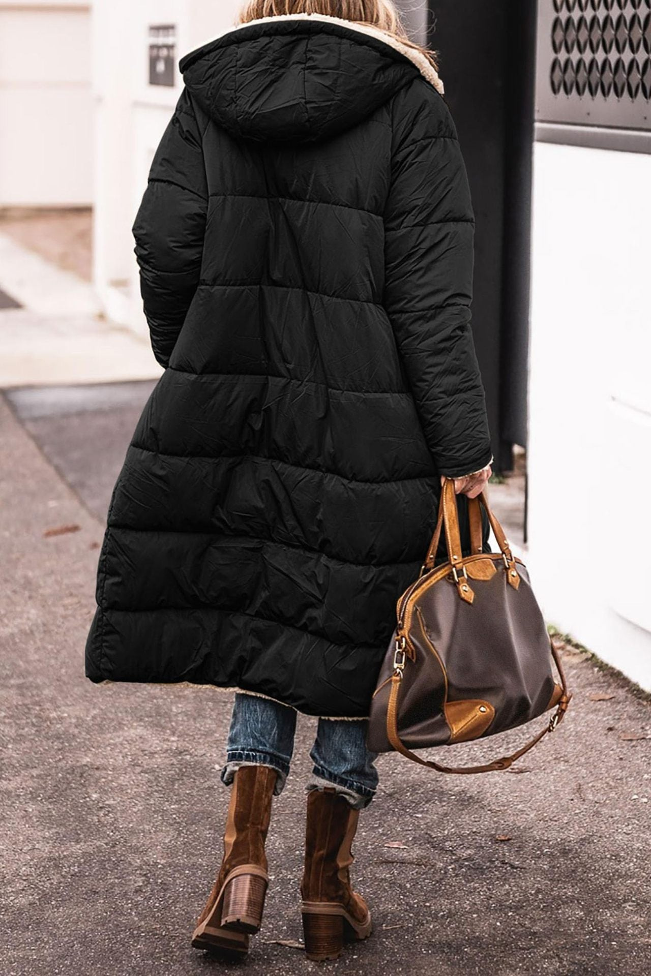 Carina | Elegant Vendbar Frakk