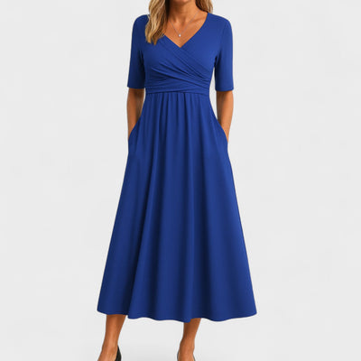 Astrid | Elegant V-Halskjole