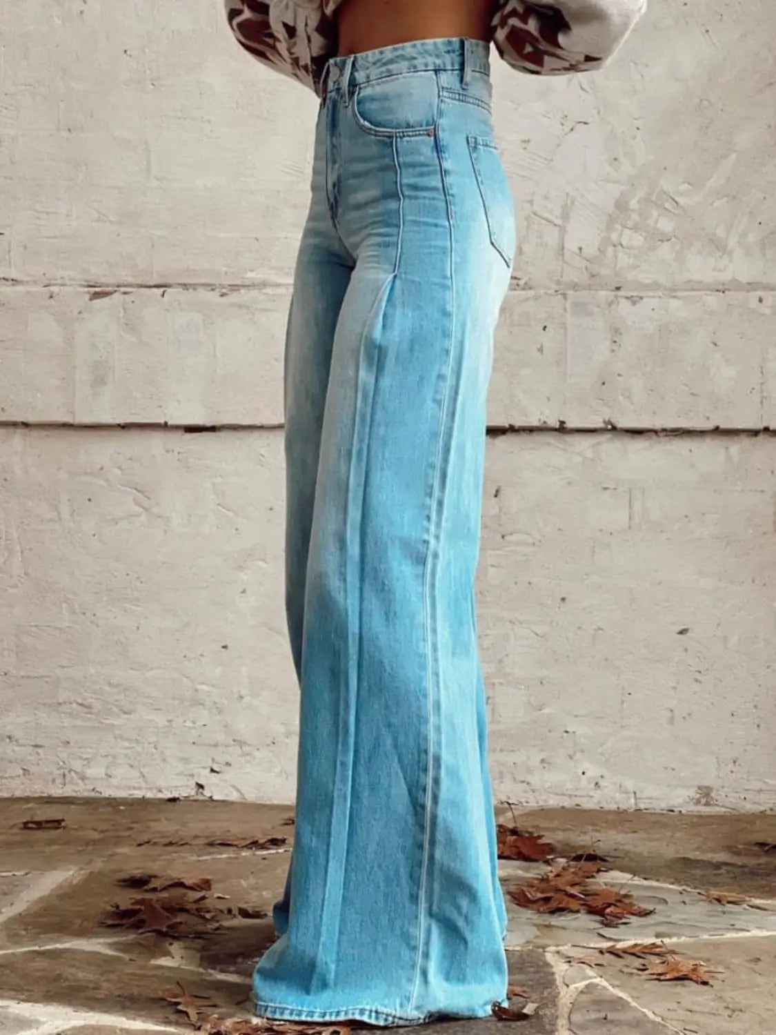 Lina |  Jeans med vide ben