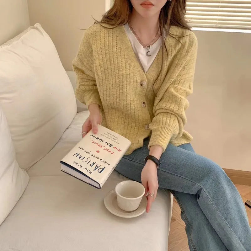 Carmen  | Cardigan med V-hals