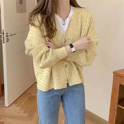 Carmen  | Cardigan med V-hals