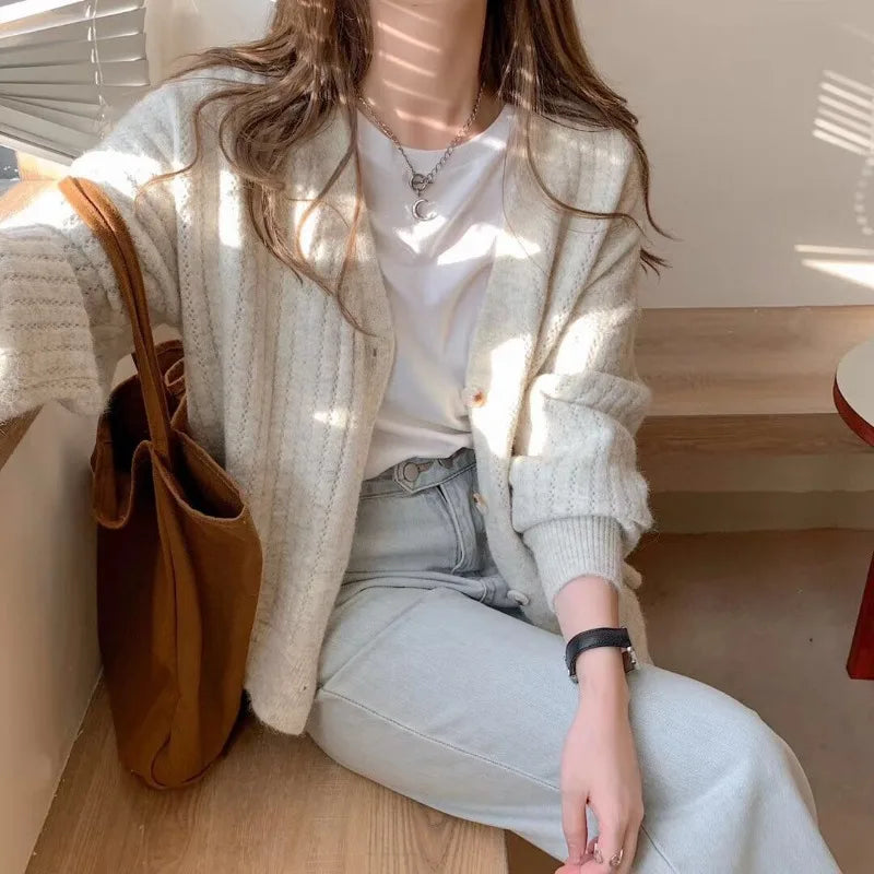 Carmen  | Cardigan med V-hals